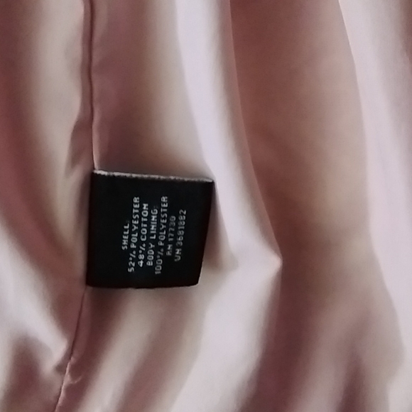 A shorts and jacket set - Picture 6 of 6